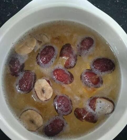 桃胶雪燕皂角米怎么煮