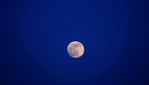 描写月亮的诗句有哪些?(15个)