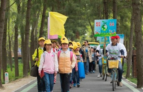 大桥中学学生溺亡事件的反思，春游没有错，爆园方专做学校的生意