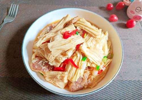 4月20日谷雨,建议老年人少吃菠菜,多吃什么