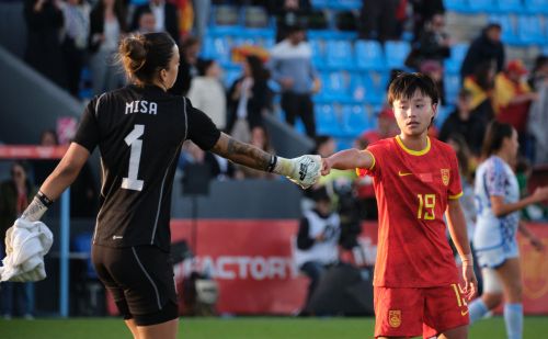 世界杯前找准问题 中国女足追赶差距