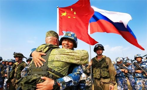  普京亲自接见中国防长，对加强两军合作的期望，得到中方积极回应