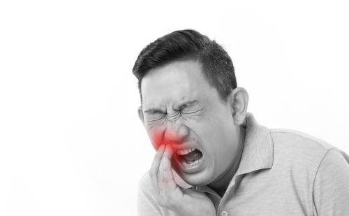 注意！牙疼可能是心梗的前兆！除了牙疼外，心梗前还有这3种表现