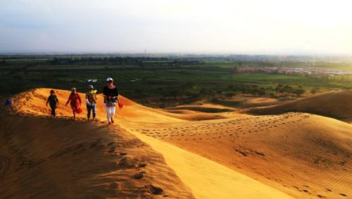 中国第一个将消失的沙漠：面积比海南岛还大，如今80%被绿色覆盖