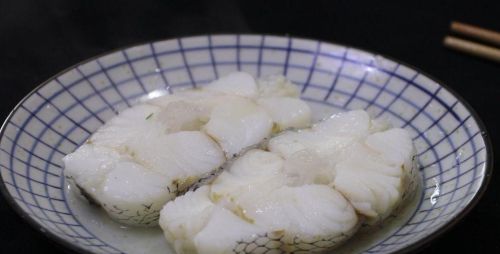 本来想做葱油鳕鱼,却被人用油鱼冒充了鳕鱼味道(葱油鳕鱼的做法)