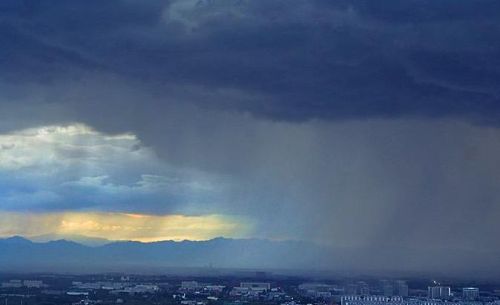 杜牧笔下写雨的诗句(杜牧的诗 雨)