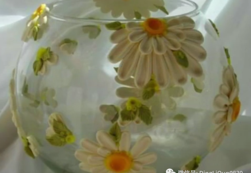 玻璃花盆怎么画(手绘玻璃花瓶图片)