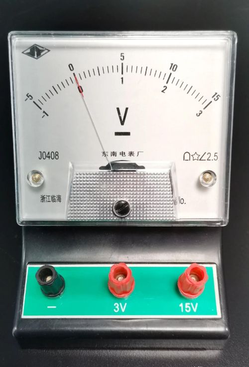 认识电路中的电流表和电压表的区别(认识电路中的电流表和电压表思维导图)