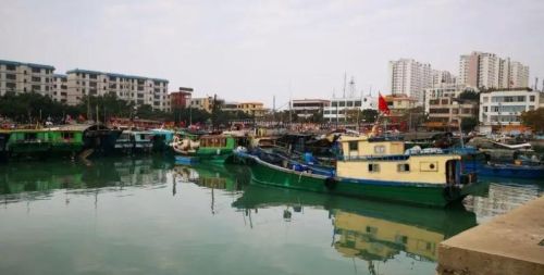 广西有座0.7平方公里的镇，镇上住着上万越南华侨，成了网红景点