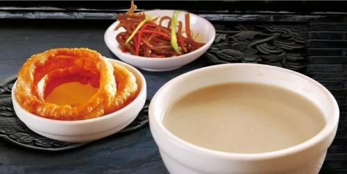 老北京传统小吃豆汁儿(老北京的豆汁儿怎么做)