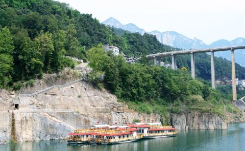 夷水情韵，带您游览清江两岸诗画长廊