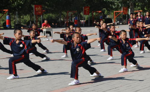 只要功夫深,铁杵磨成针原文(只要功夫深铁杵磨成针是谁说的话)