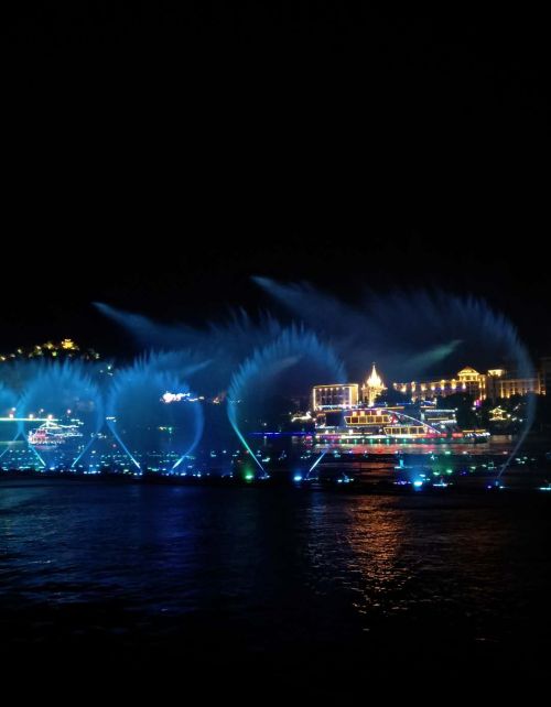 柳州大型水上音乐喷泉，镜头无法装下的美！