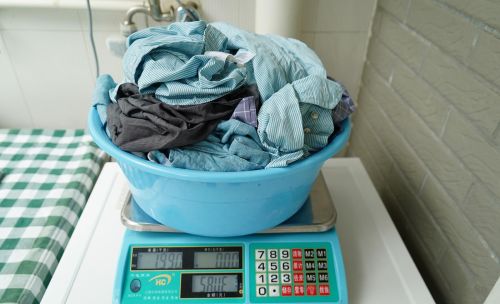 洗衣机的kg是干的还是湿的(洗衣机的kg表示什么)