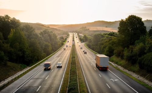 高速公路用英语怎么说呢(高速公路用英语怎么说初三)