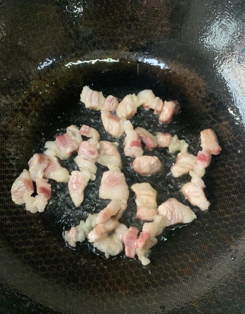 潮汕腐乳五花肉(广东五花肉焖腐竹做法)