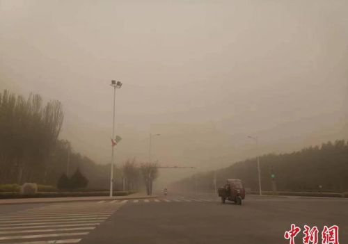 沙尘暴来袭 宁夏启动重大气象灾害Ⅳ级应急响应