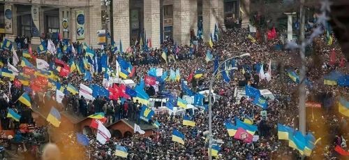 战乱中的乌克兰民众肯定很怀念亚努科维奇吗(乌克兰 亚努科维奇)