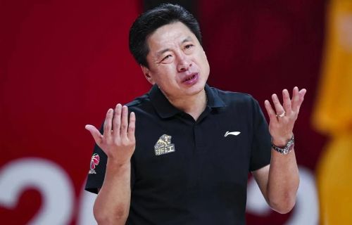 新赛季上海男篮(上海男篮上赛季排名)