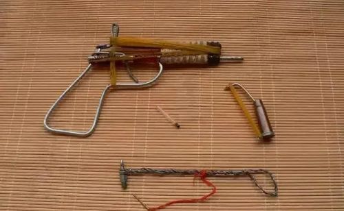七八十年代的枪(七八十年代的玩具有哪些)