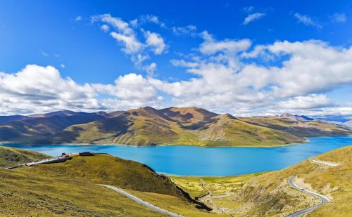 西藏羊卓雍措湖在哪里(羊卓雍措湖的传说)