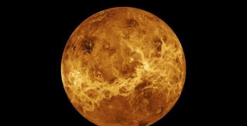 水星和金星自转(水星或金星运行到地球和太阳之间)