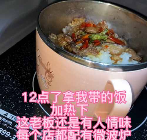 生活不是这样就是那样总之不是你想的那样(生活不是这样就是那样的文案)