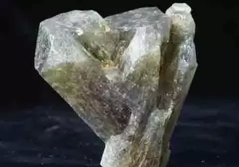 最硬的矿石是什么?(最硬的矿石是什么矿石)