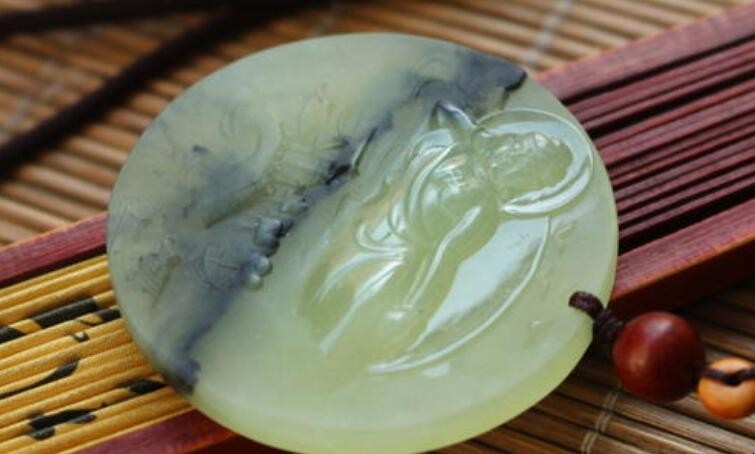 岫玉可以放水里吗