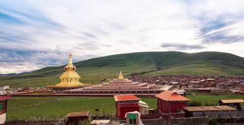 最大的觉姆寺庙(觉姆区是什么意思)