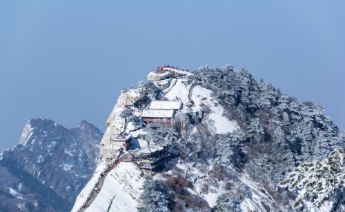 西岳华山在哪个省(西岳华山简介)