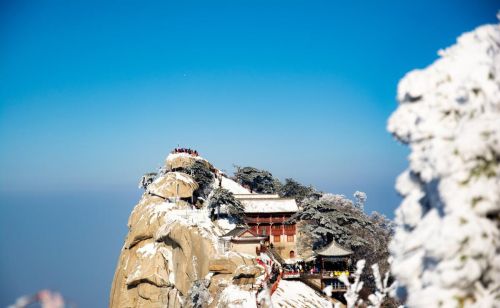 西岳华山在哪个省(西岳华山简介)