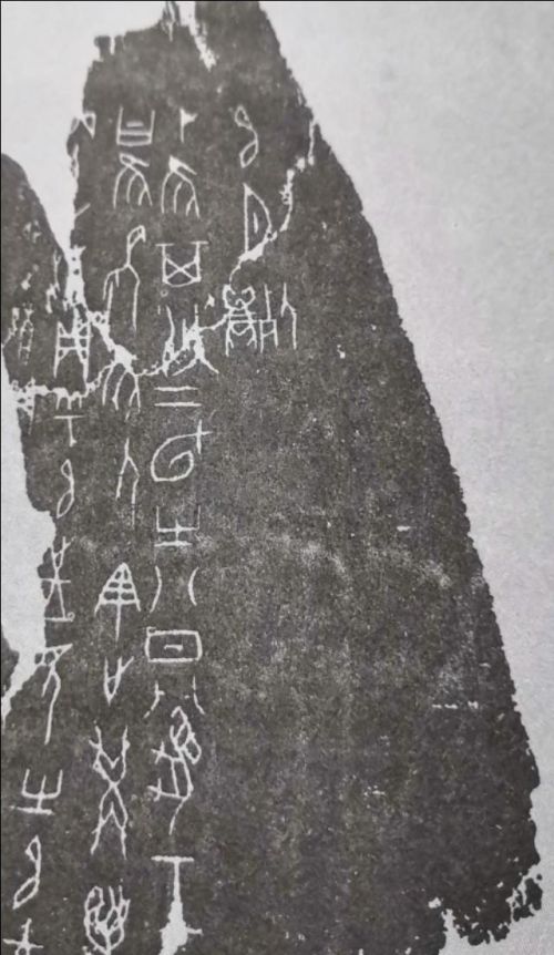 为什么中国古代文字都是竖着写的(古代文字为什么是竖排)