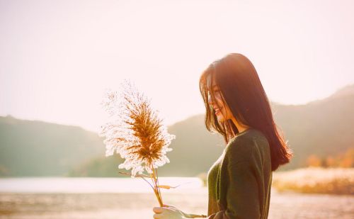 成人的感情里确实不应该有纠缠(成年的感情不是娶你和转账)