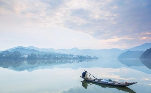 沐浴着什么的什么,我感受到了什么(沐浴在课文中的意思)