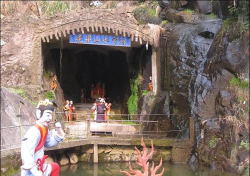 临海悬空寺在哪里(台州悬空寺)