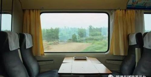 铁路客车硬座与软座的区别图片(客车硬座和软座的区别)