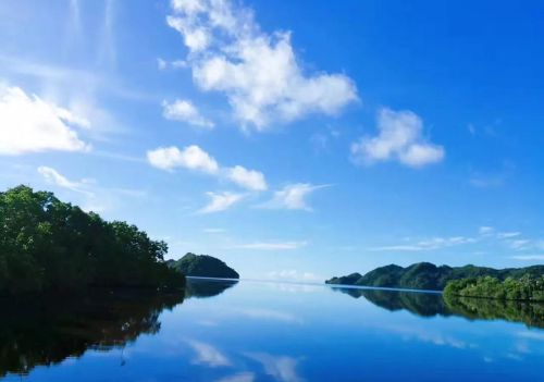 阳光沙滩碧海蓝天是欧洲哪个国家(阳光沙滩碧海蓝天白云)