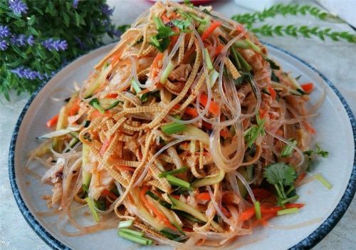 东北年夜饭菜谱大全家常菜窍门(东北年夜饭必吃的菜)