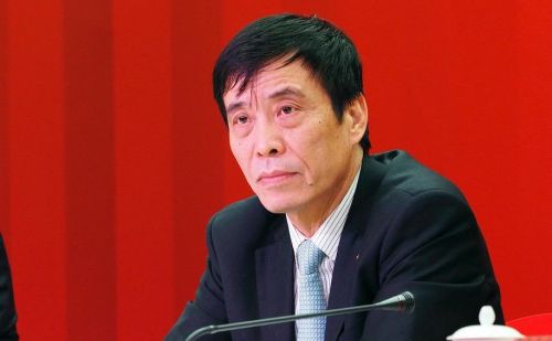 李铁官宣国足(李铁确定国足热身对手 透露或会紧急征调其他球员入队)