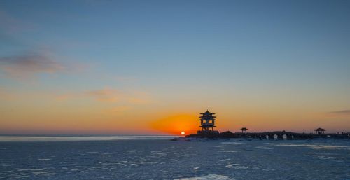 宜居海滨小城市(海滨城市适合养老吗)