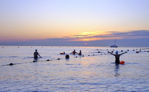 宜居海滨小城市(海滨城市适合养老吗)