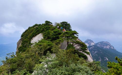 安徽有一座著名的山(安徽最有名山)