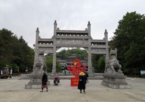 天柱山三祖禅寺门票(天柱山三祖禅寺收费吗)