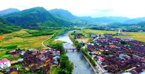 福建下梅村古民居(福建下梅古镇简介)