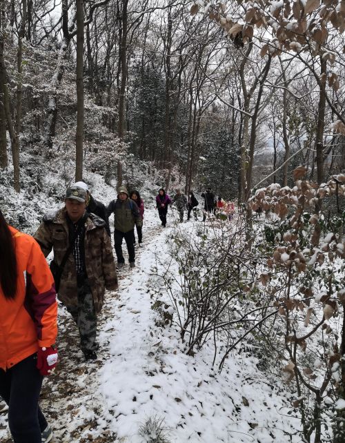 登临扁山之巅,领略襄阳别样人文风光(襄阳扁山游记)