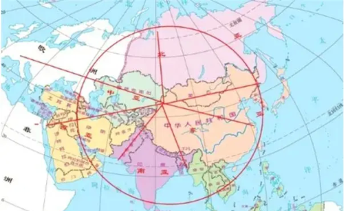 新疆在地图上哪个位置(新疆地处)