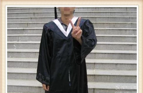 学士服各种颜色代表什么(学士服颜色分类颜色代表哪些意义)