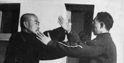 吴氏太极拳讲解(吴氏式太极拳)