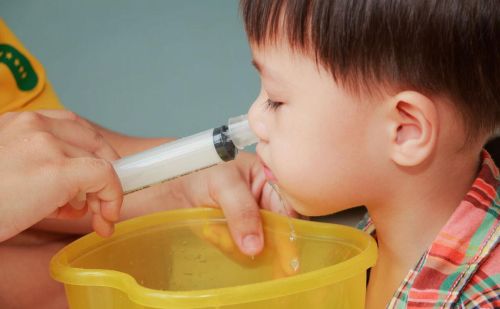 “我家孩子鼻炎，哪种洗鼻方式好？”对照一下，哪种最适合你家娃